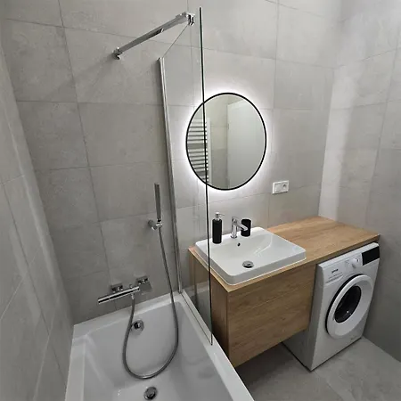 Imperial Apartmetns Zelele Grunty